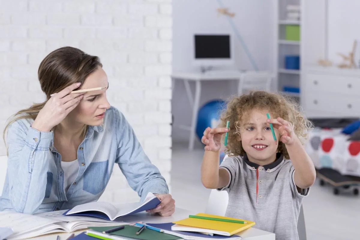 Dikkat Eksikliği ve Hiperaktivite Bozukluğu Olan Çocuklara Yardımcı Olma